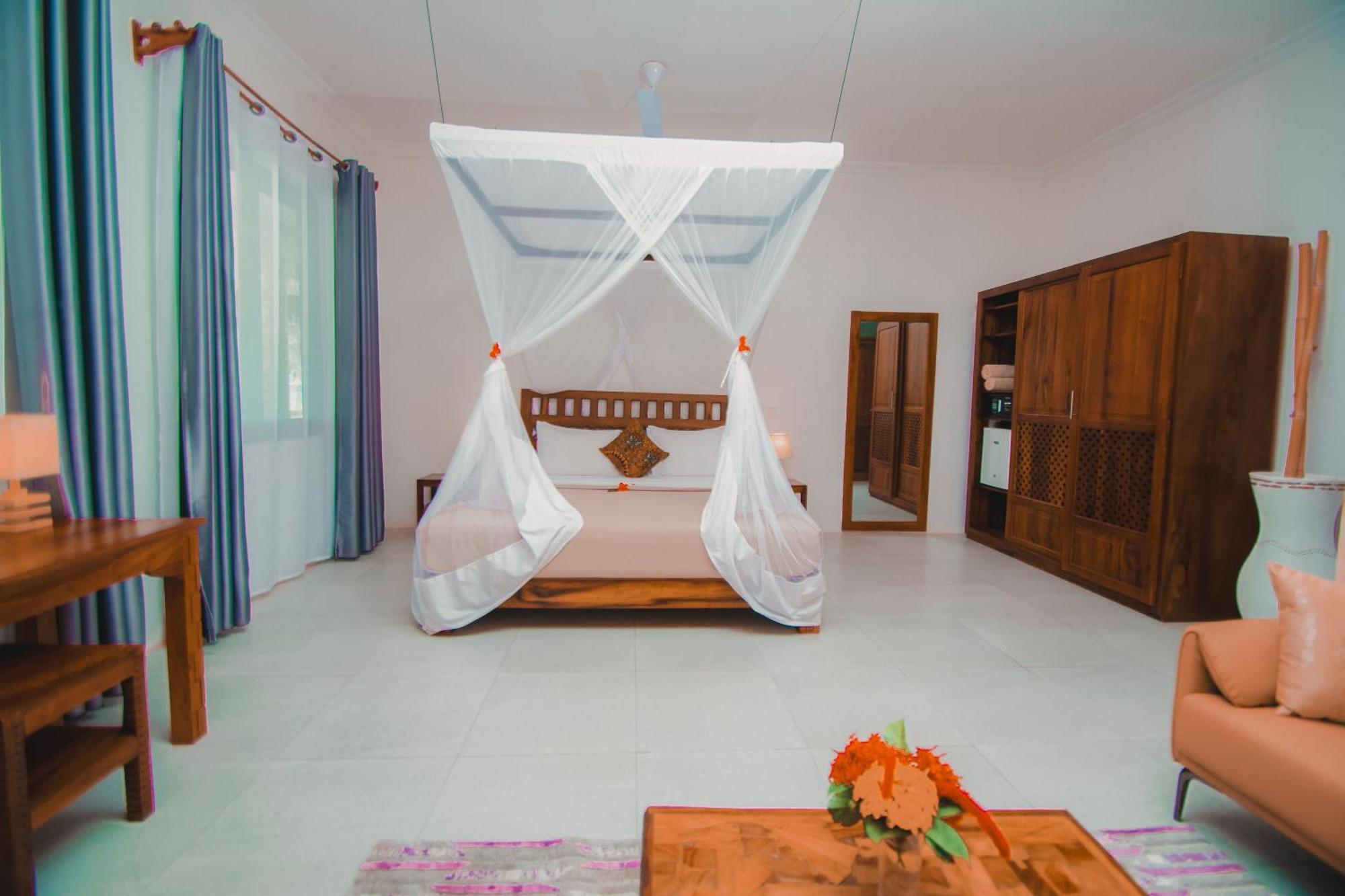 Manolo Beach Resort อูโร ภายนอก รูปภาพ